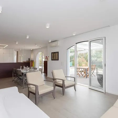 Liiiving In Gaia - Sunny Pool House דירה *