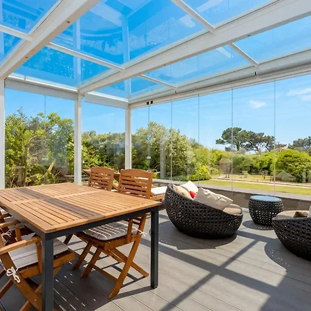 Liiiving In Gaia - Sunny Pool House *