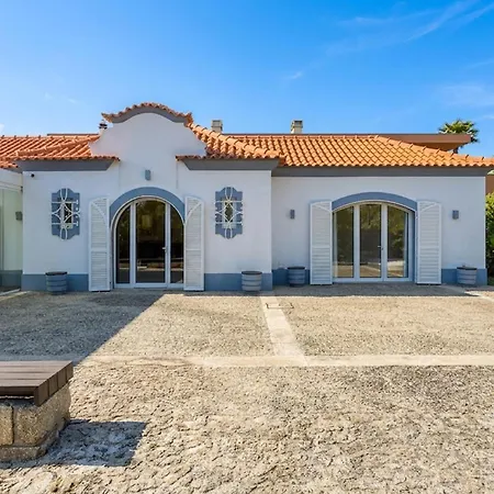 Apartment Liiiving In Gaia - Sunny Pool House *