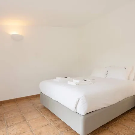 Liiiving In Gaia - Sunny Pool House * Valadares (Vila Nova de Gaia, Porto)