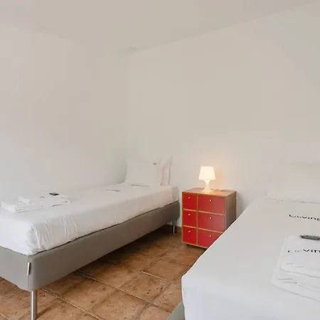 Apartment Liiiving In Gaia - Sunny Pool House Valadares (Vila Nova de Gaia, Porto)